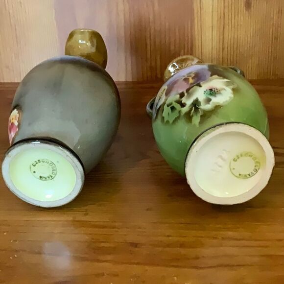 2 Vintage Czechoslovakia Hand Painted Porcelain Lustreware Decorative Vase - Picture 10 of 10